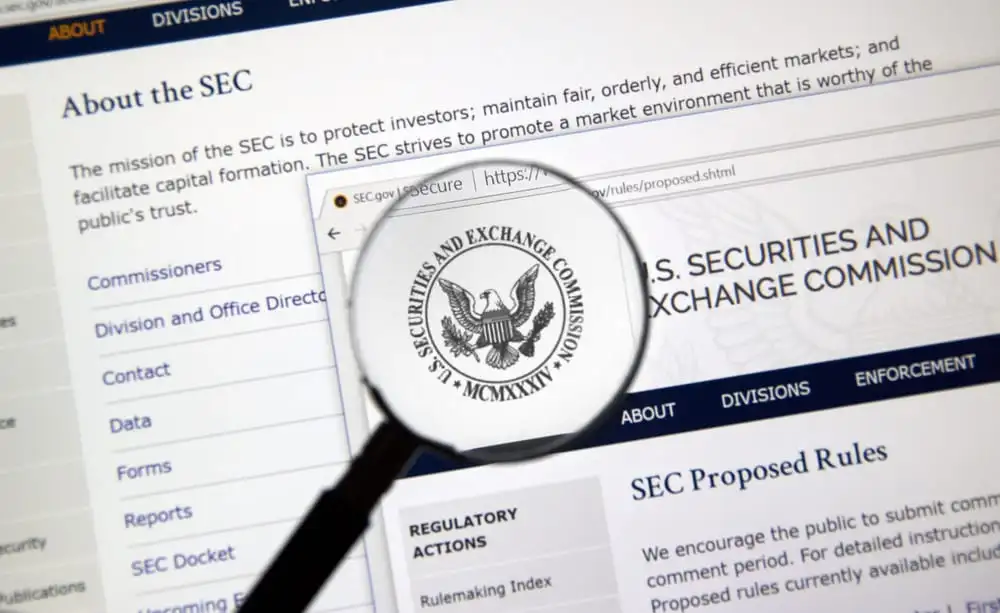 CLARITY Act Ertelendi, SEC ve CFTC ise Kripto Kuralları için Harekete Geçiyor