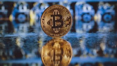 Bugün Bitcoin Almak, 1999’da Amazon Hissesi Almak ile Eşdeğer mi?
