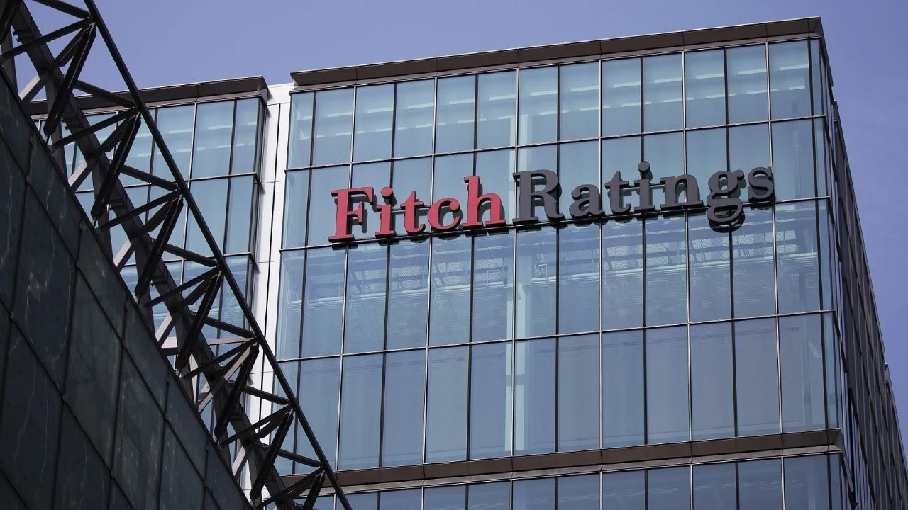 Fitch’ten Hürmüz Senaryosu: Ülkelerinin Kredi Notları Baskı Altında!