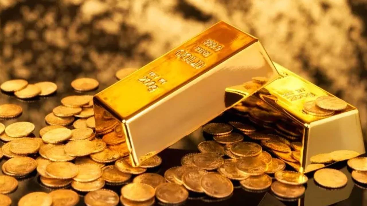 Altın Fiyatları Yükseldi: Petrol ve Zayıf Dolar Destek Verdi!